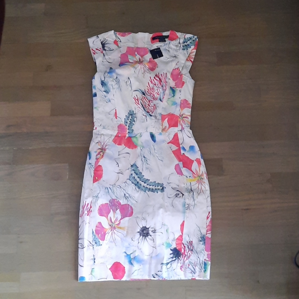 New French Connection cotton summer fitted dress